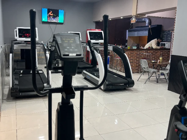 باشگاه بدنسازی الماس پردیس — تصویر 6