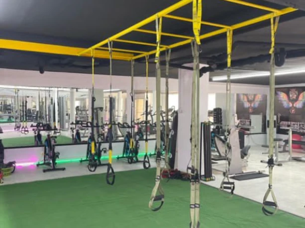 باشگاه بدنسازی بی تی ام BTM — تصویر 10