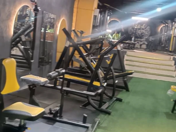 باشگاه دی من (Day Man Gym) — تصویر 3