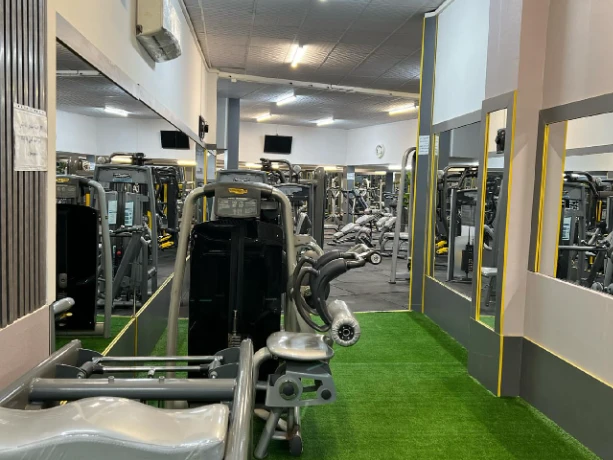 باشگاه بدنسازی طاها (Taha Fitness) — تصویر 2