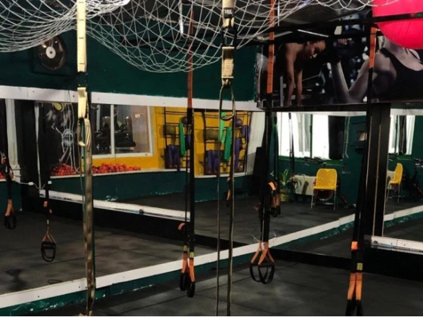 مجموعه ورزشی خورشید (Sun Gym) — تصویر 3