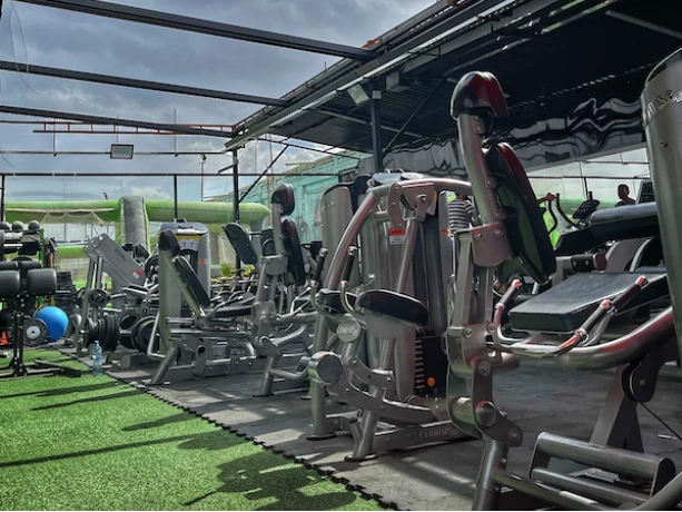 باشگاه ورزشی پرواز (Fly Gym) — تصویر 2