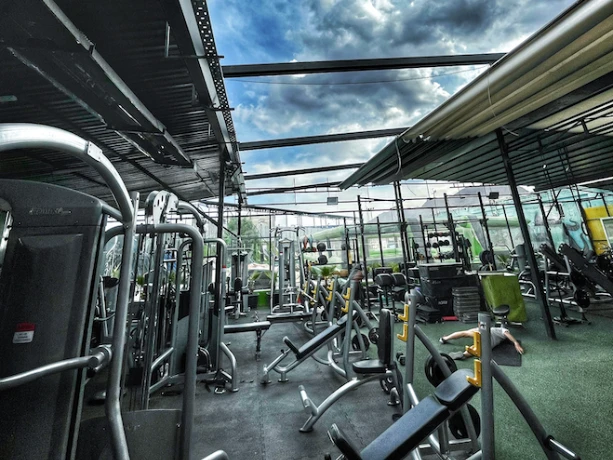 باشگاه ورزشی پرواز (Fly Gym) — تصویر 4