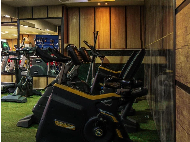 باشگاه وی آی پی (VIP Gym) — تصویر 2
