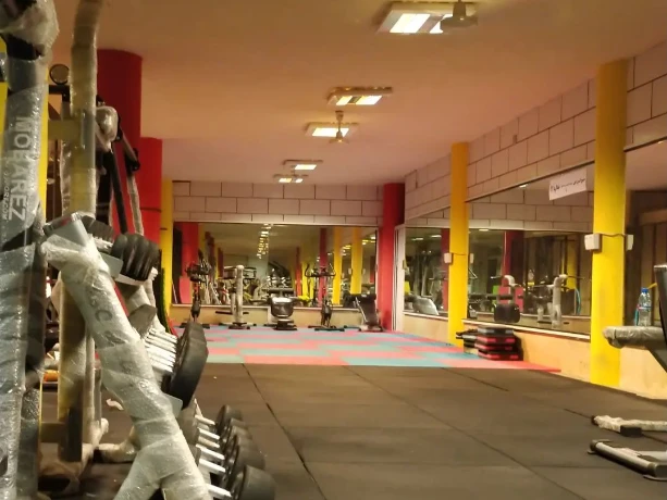 باشگاه امو (emo gym) — تصویر 2