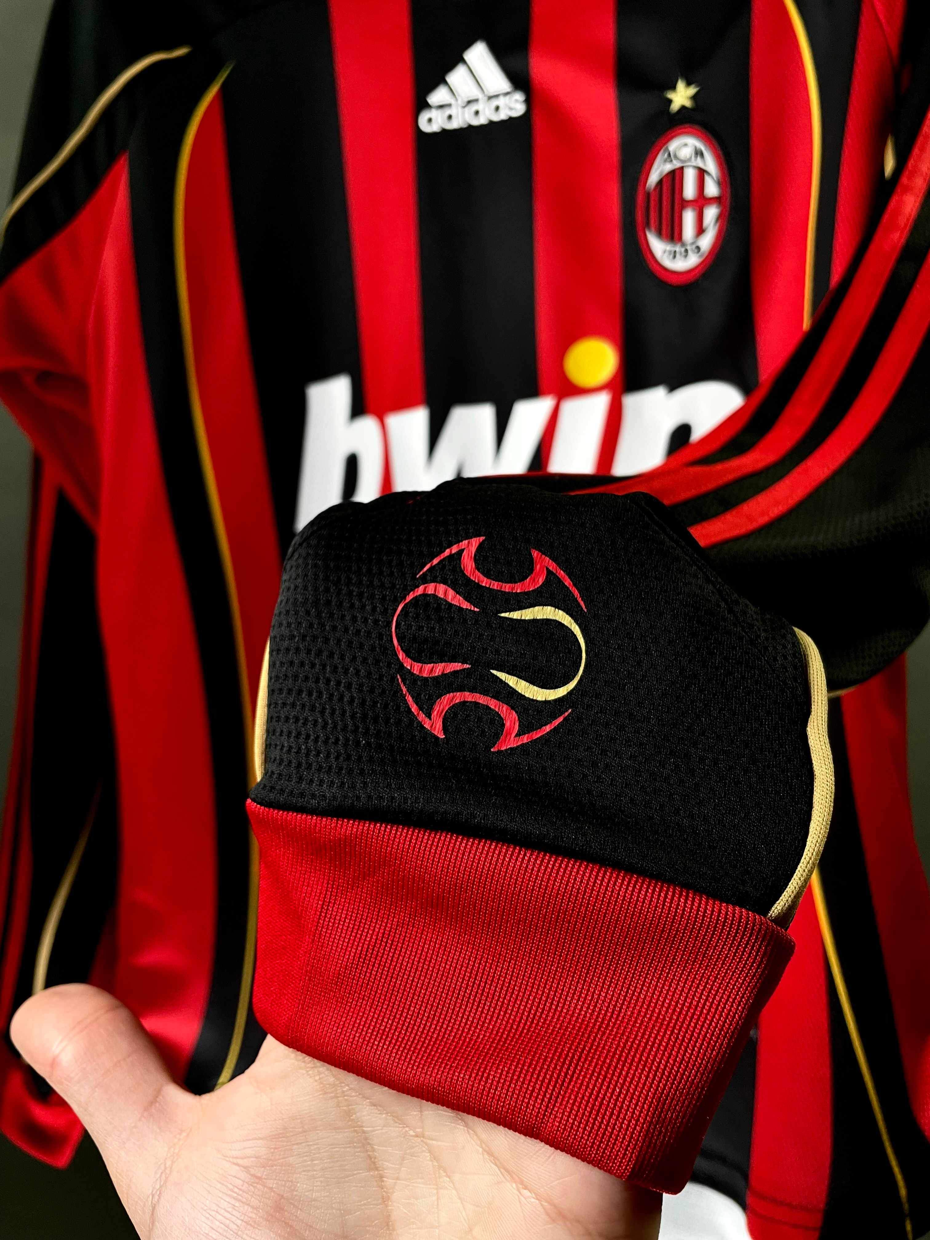 کیت آستین بلند آث میلان فصل ۲۰۰۷ با شورت کلاسیک