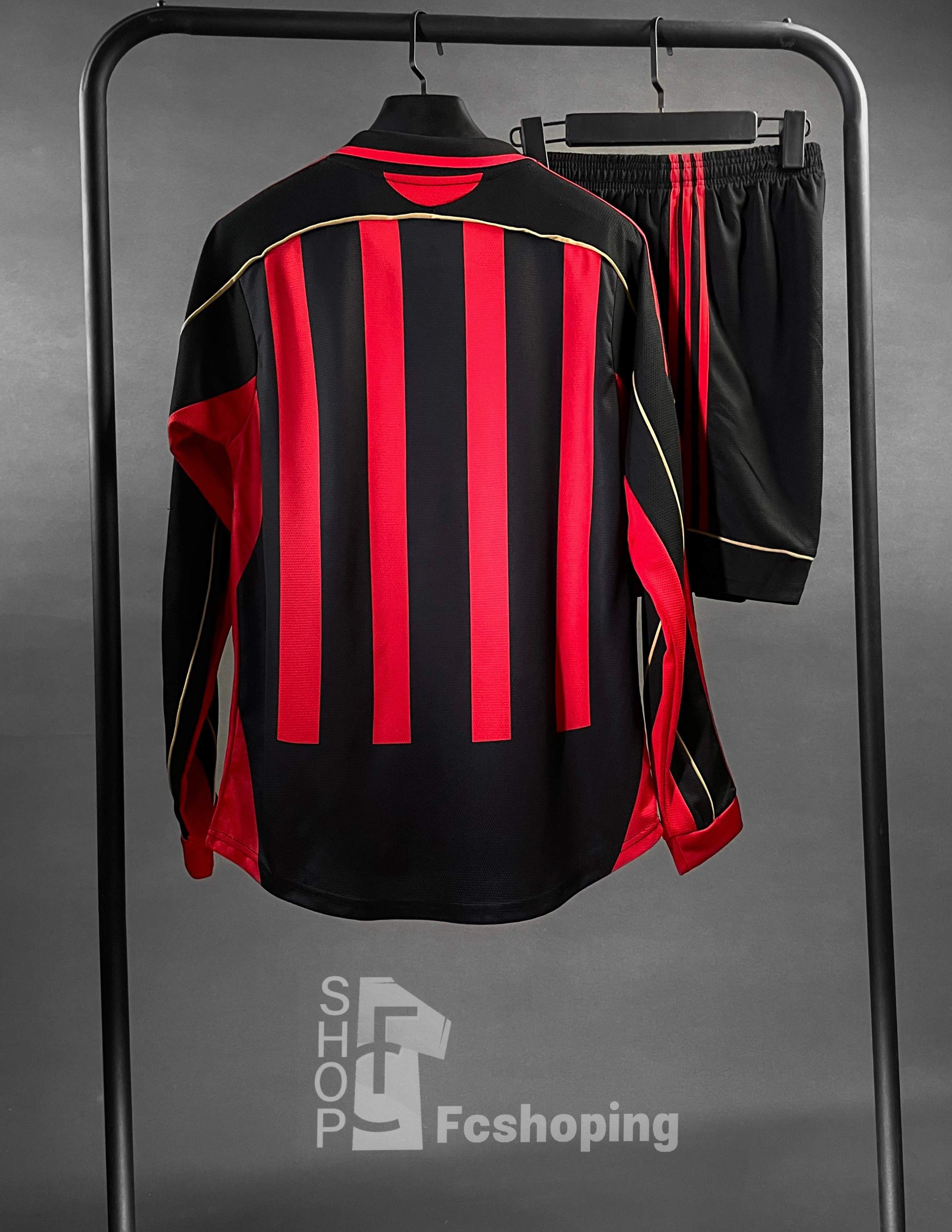 کیت آستین بلند آث میلان فصل ۲۰۰۷ با شورت کلاسیک