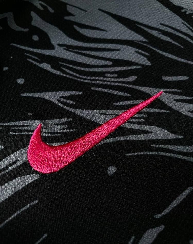 کیت فوتبال بارسلونا طرح دراگون ۲۰۲۶