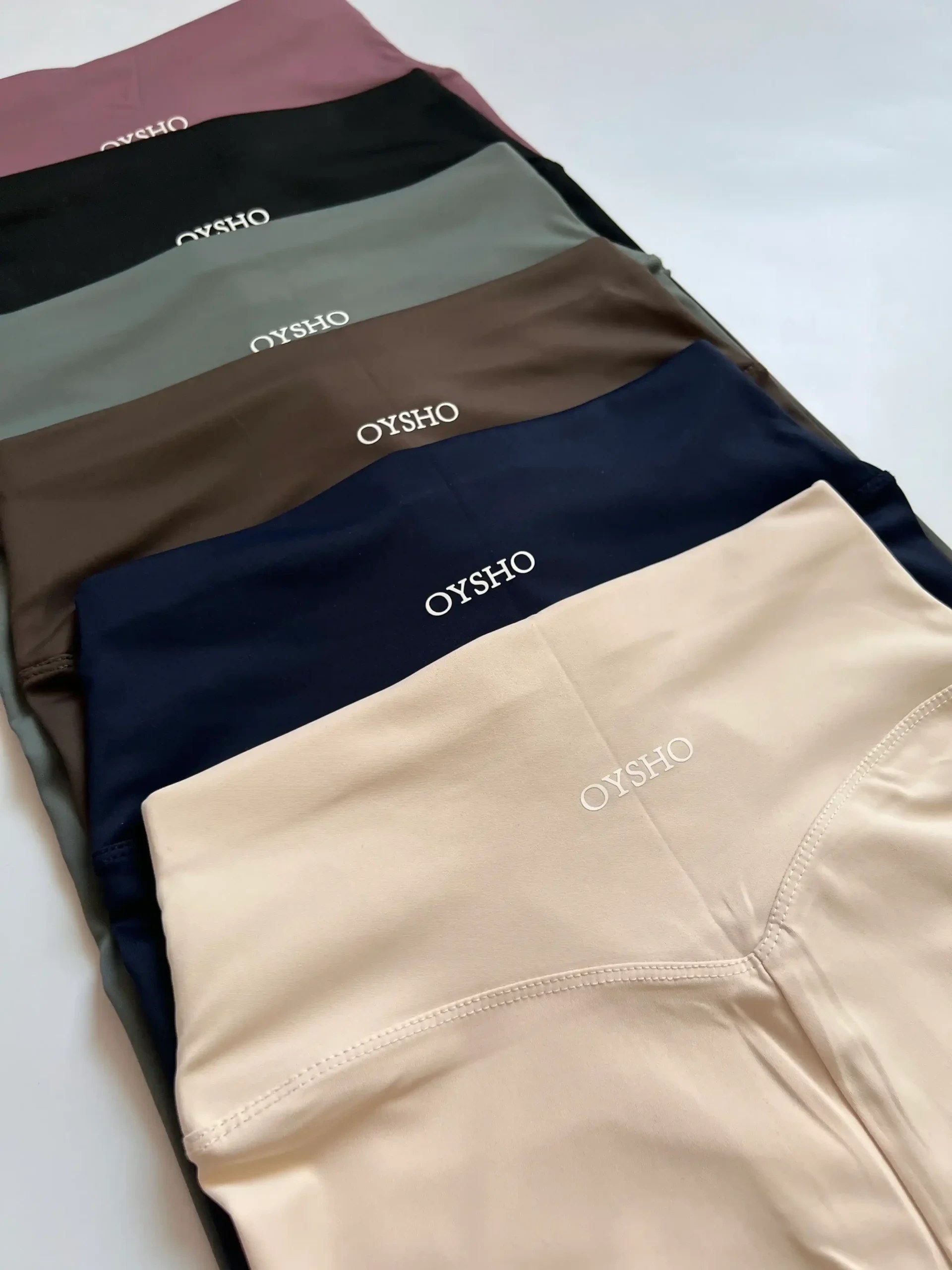 لگ ورزشی زنانه اویشو جنس فلامنت