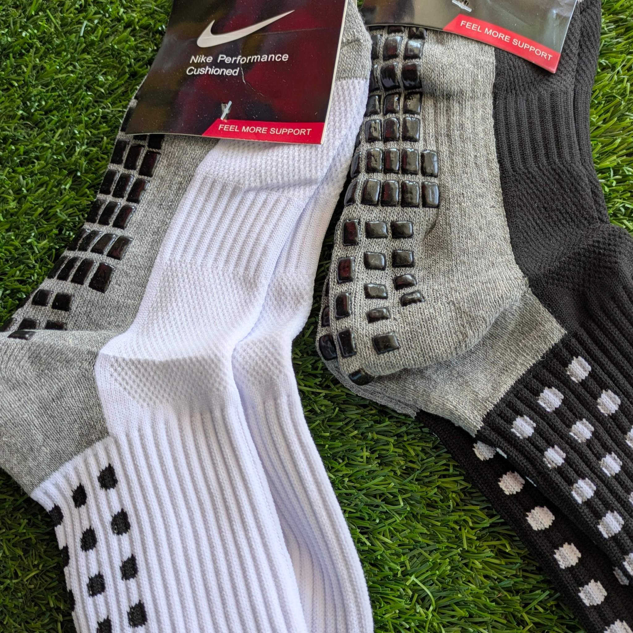 جوراب استپ دار نایک اصل