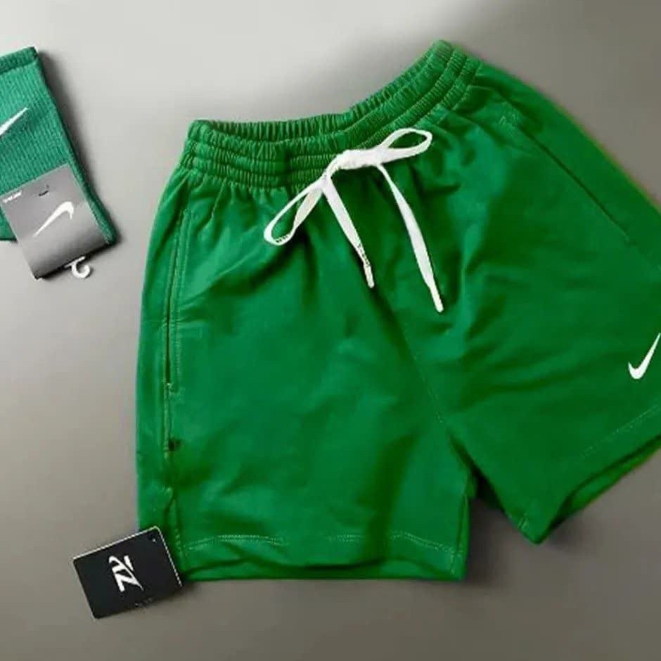 شورتک ورزشی زنانه نایک مدل Performance رنگ سبز