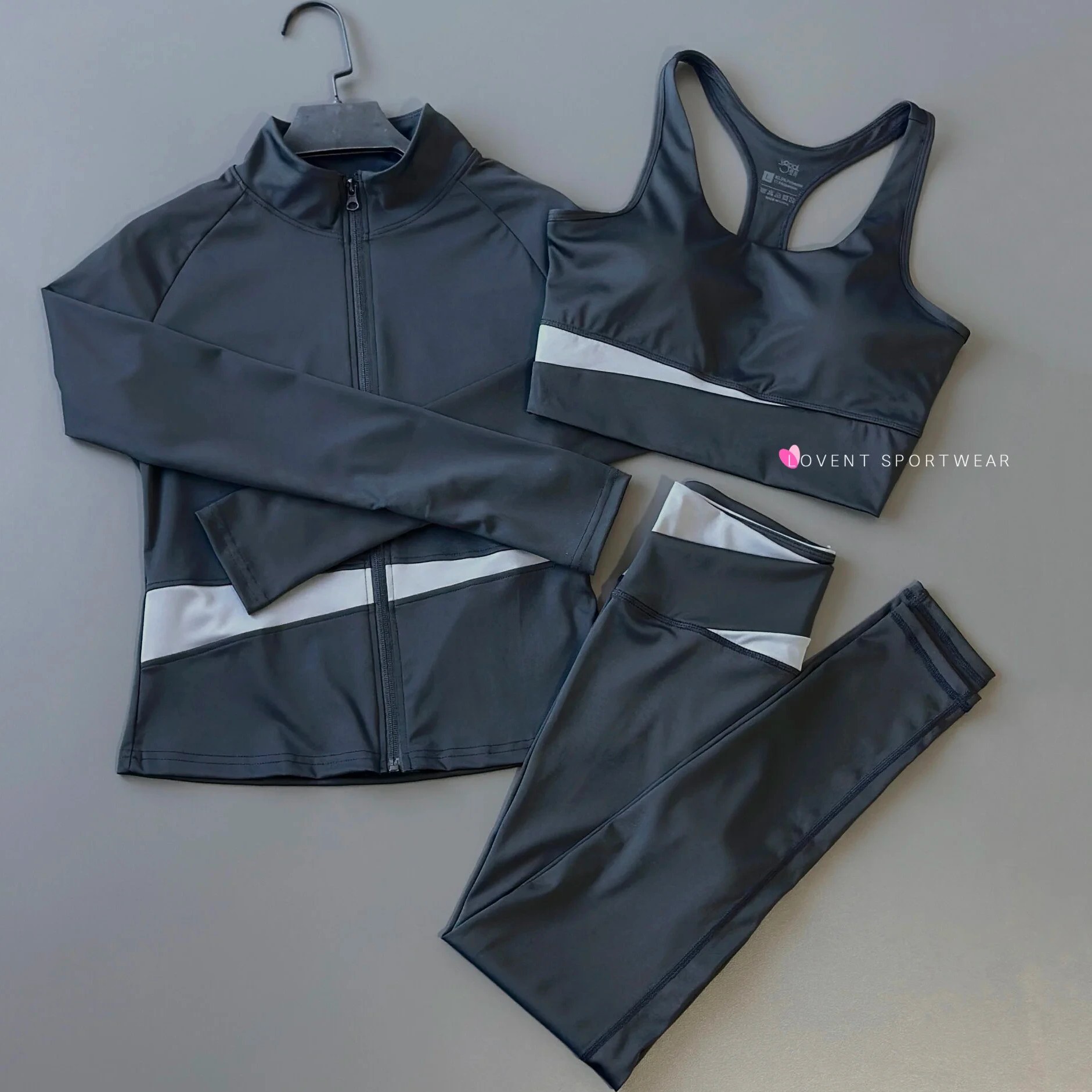 ست ورزشی زنانه سه تیکه کد ۳۹۷