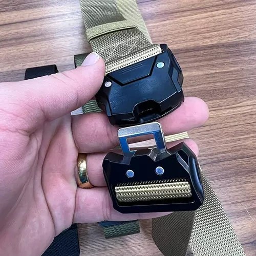 کمربند تاکتیکال سگک ترکیبی بند برزنت مقاوم مناسب کوهنوردی و نظامی