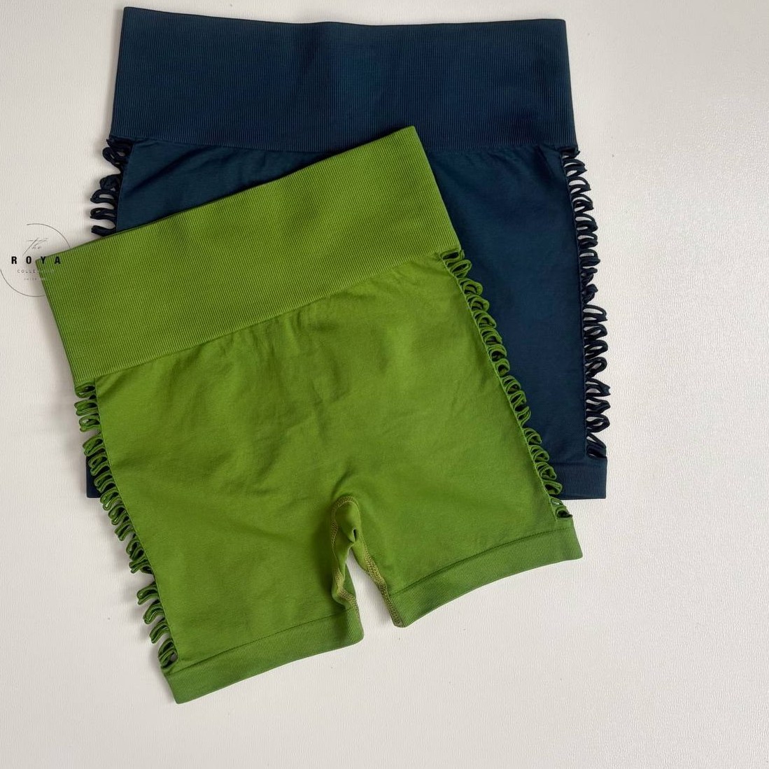 شورتک ورزشی کمر پهن و بغل زاپ زنانه