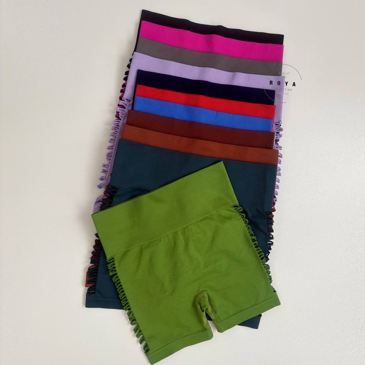 شورتک ورزشی کمر پهن و بغل زاپ زنانه