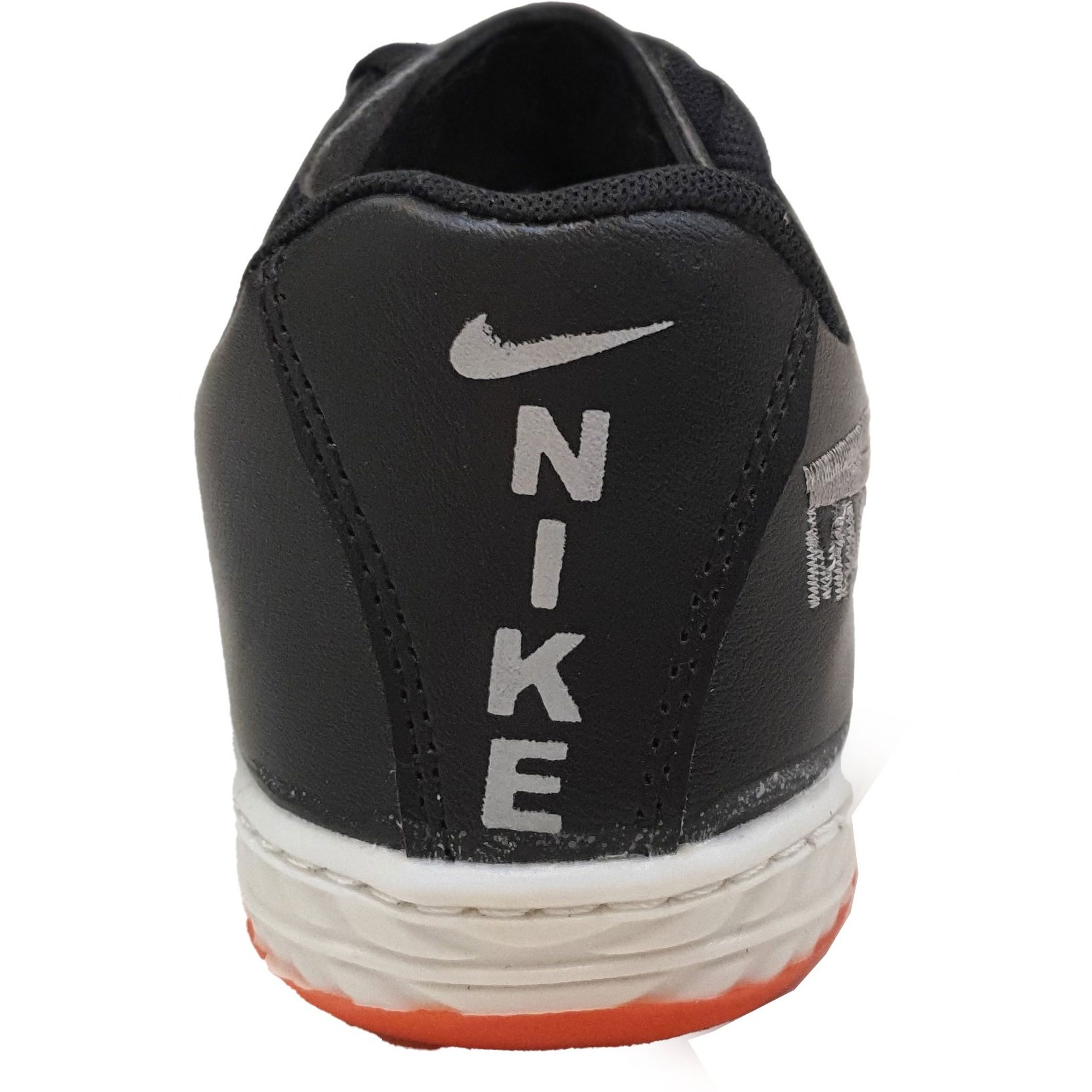 کفش فوتبال نایکی مدل مجستا رنگ مشکی