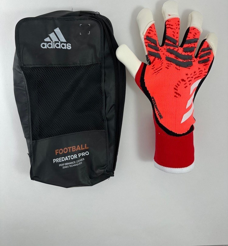دستکش دروازه بانی آدیداس پردیتور فینگر تیپ 2026