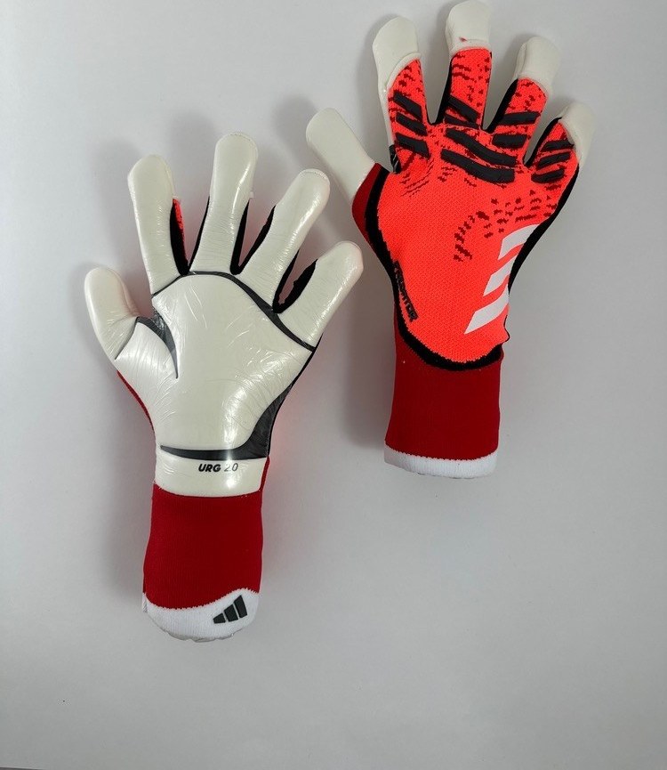 دستکش دروازه بانی آدیداس پردیتور فینگر تیپ 2026