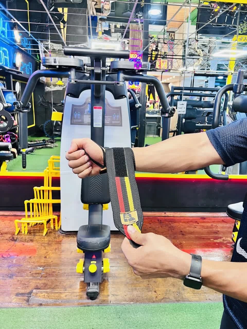 مچ بند ورزشی حرفه ای پارسا سایز ۴۵ سانت