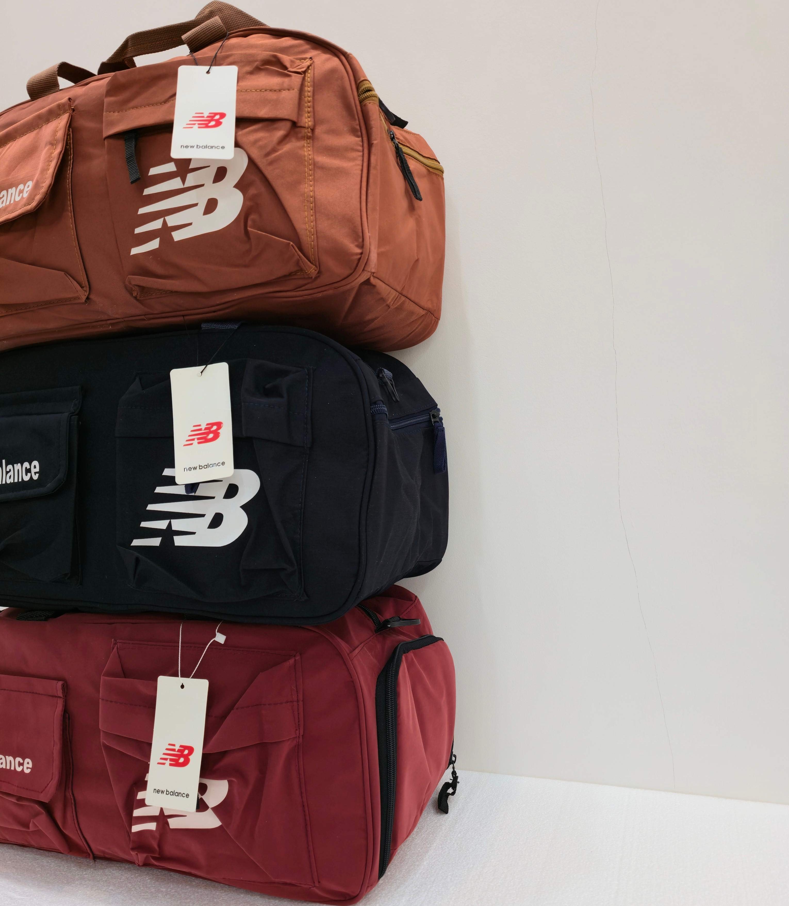 کیف ورزشی جا کفشی دار دو جیب سبز ارتشی