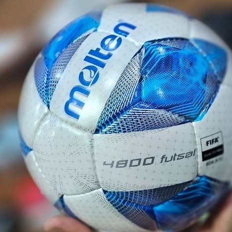 توپ فوتبال مولتن مدل AFC4800 سایز ۴ چرم مصنوعی دوختی