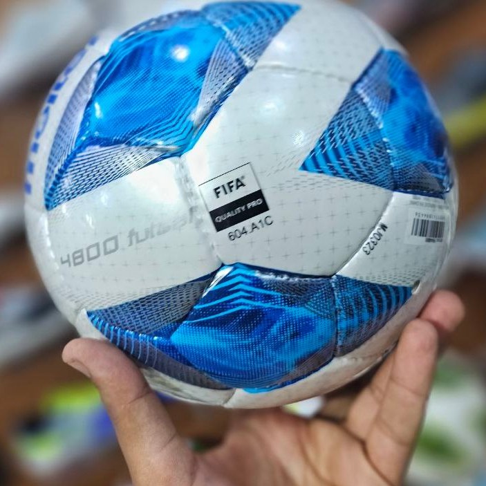 توپ فوتبال مولتن مدل AFC4800 سایز ۴ چرم مصنوعی دوختی