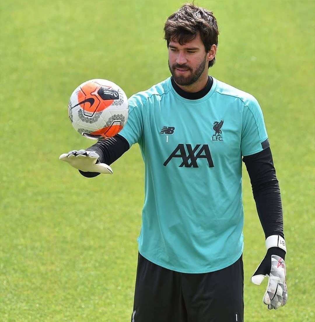 پیراهن ورزشی استرج انگشتی