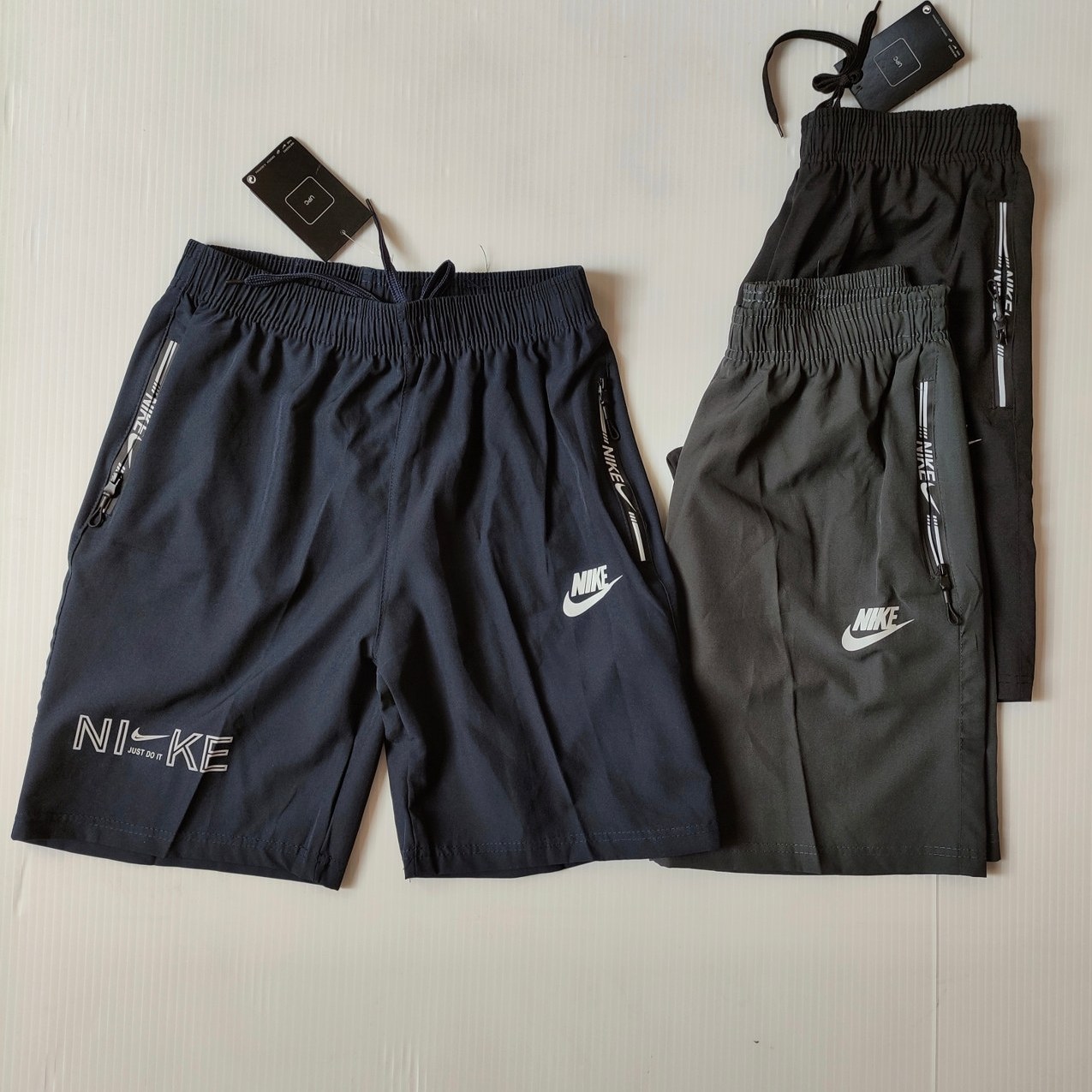 شلوارک ورزشی مردانه جنس آیرو طرح نایک