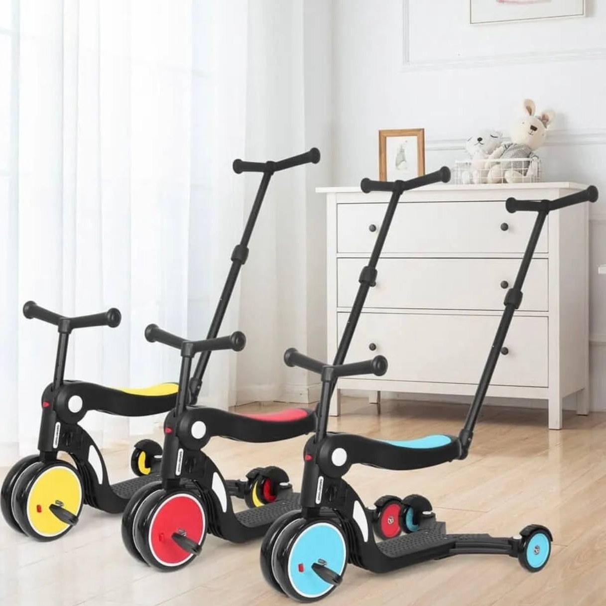 اسکوتر سه چرخه ۶ کاره اسکوچی رنگی