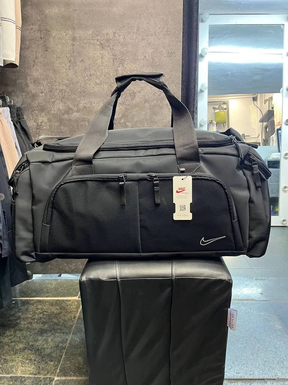 ساک ورزشی تفکیکی کوله شو نایکی