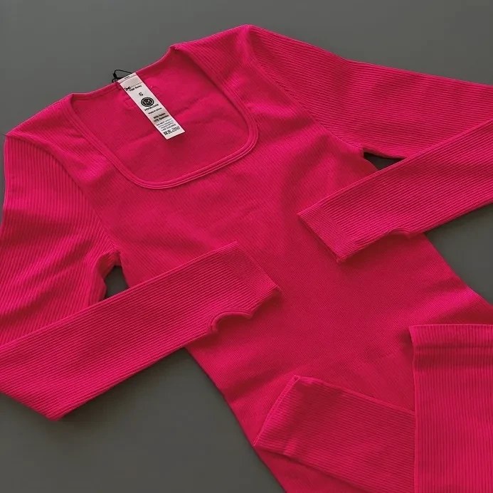 اورال وینا | Vina Overall