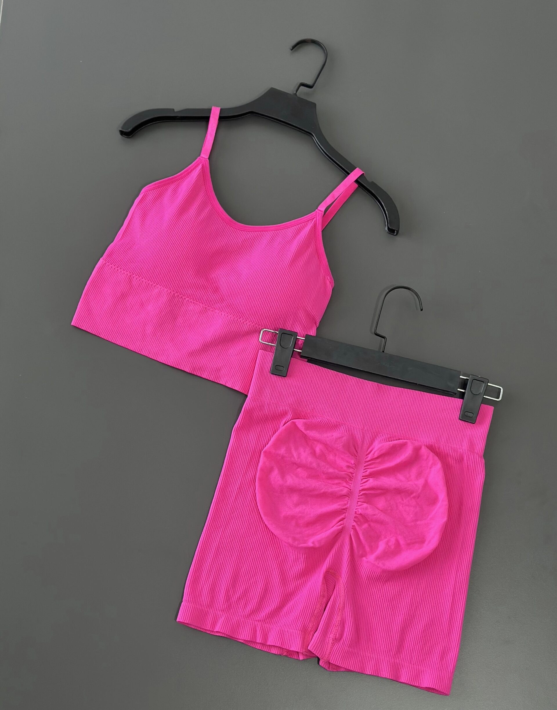 ست ورزشی زنانه نیمتنه و شورتک سیملس سایز ۳۶ تا ۴۲