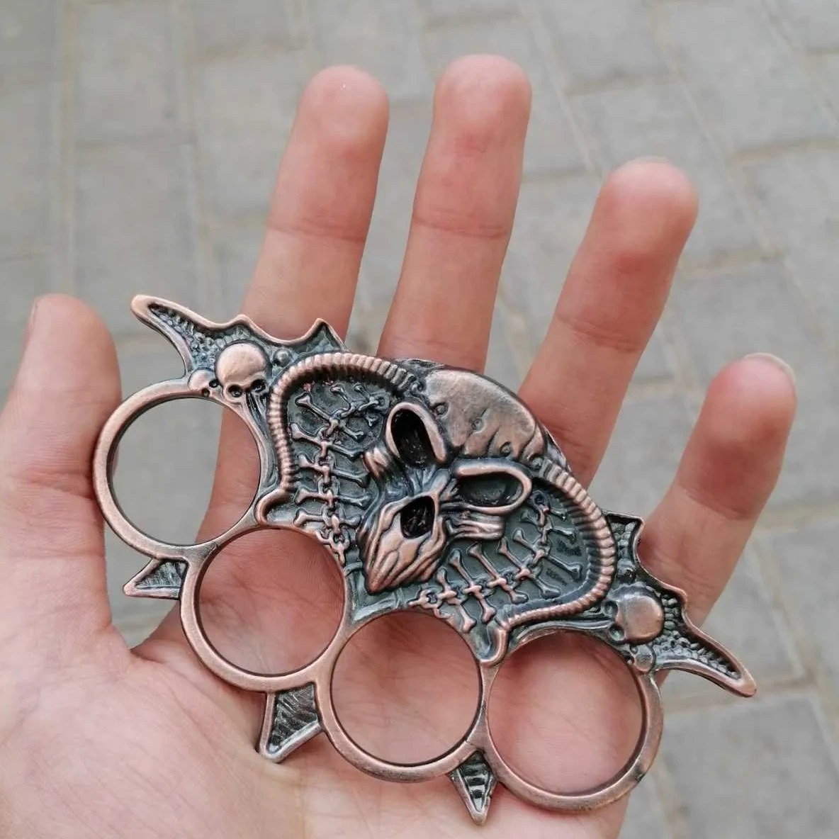 پنجه بوکس طرح شیطان