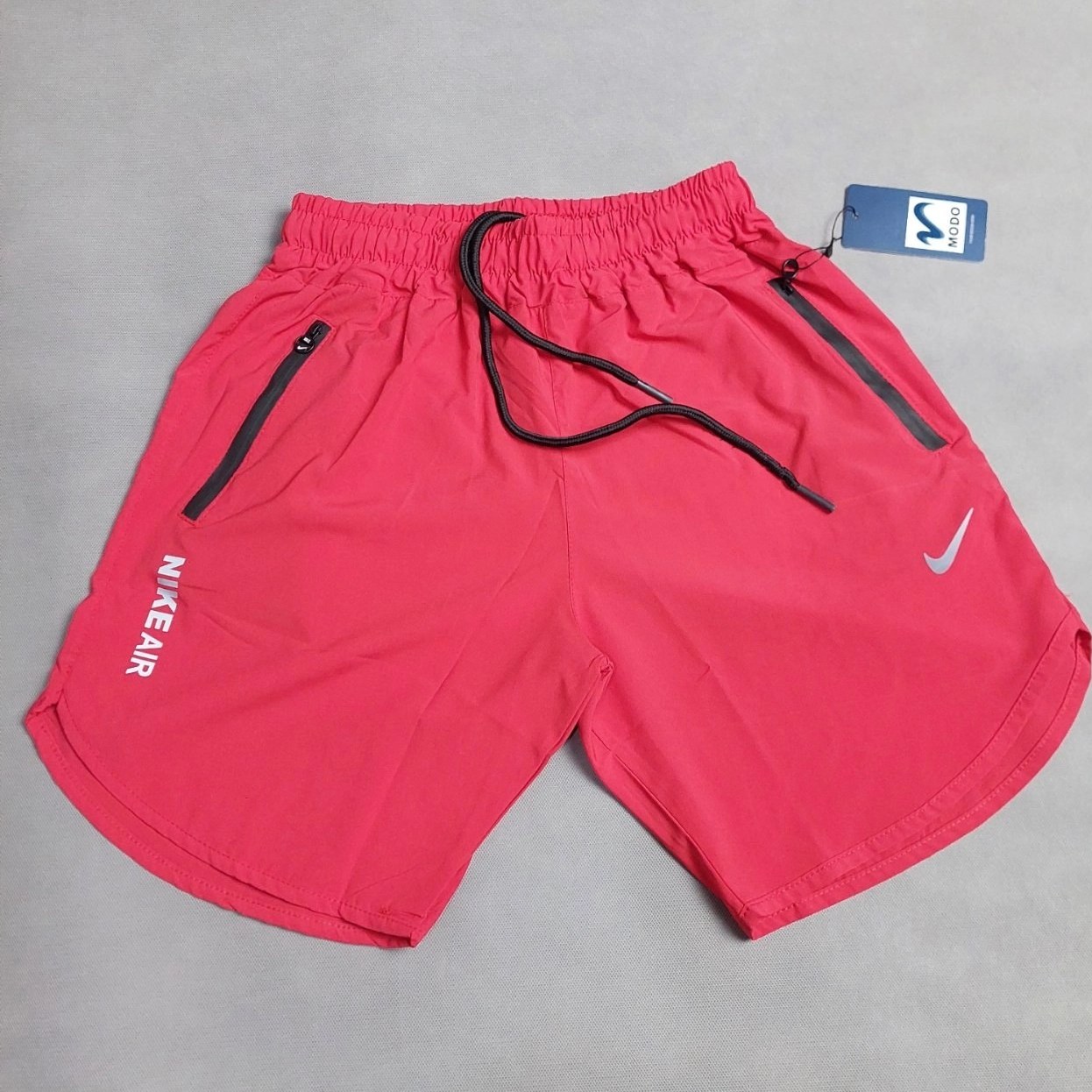 شلوارک ورزشی مردانه نایکی پارچه آیرو رنگ مشکی و سبز