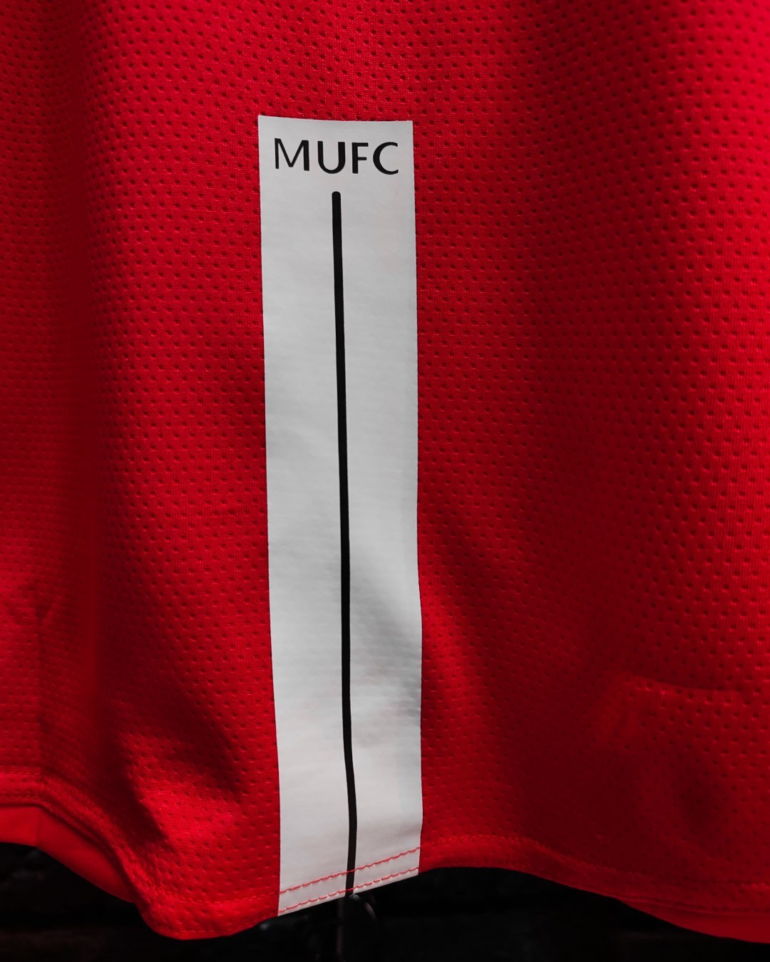 لباس فوتبال منچستر یونایتد ۲۰۰۸ قرمز آستین بلند