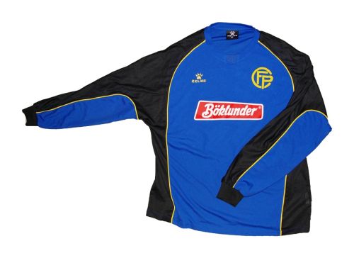 پیراهن اول 1. FC Pforzheim ۰۵-۰۶