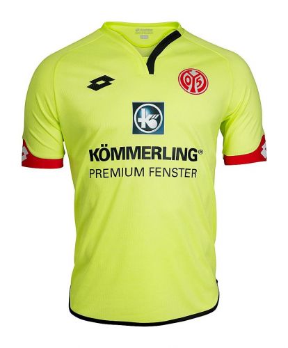 پیراهن سوم 1. FSV Mainz 05 ۱۶-۱۷