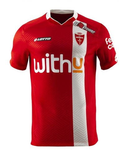 Football Kit Archive asks for your consent to use your personal data to: