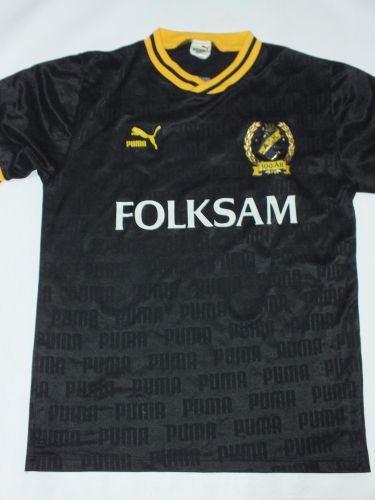 پیراهن اول AIK Fotboll ۱۹۹۱