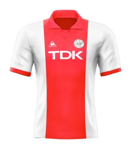 پیراهن اول Ajax Amsterdam ۸۳-۸۴