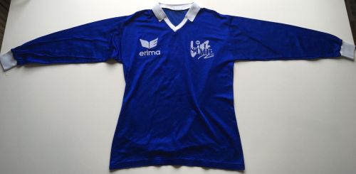 پیراهن اول Blau-Weiß Linz ۹۱-۹۲