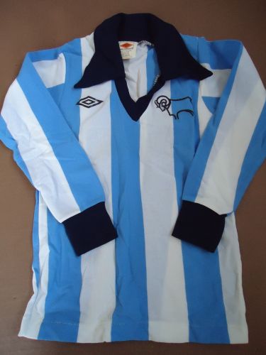پیراهن سوم Derby County ۷۵-۷۶