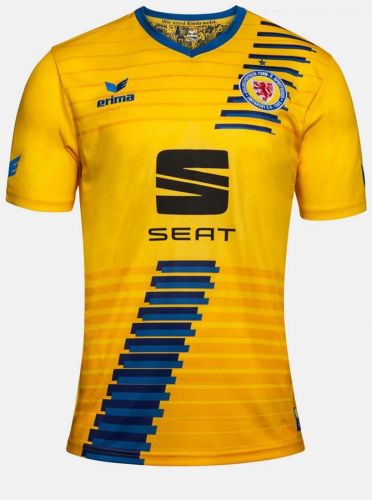 پیراهن اول Eintracht Braunschweig ۱۸-۱۹