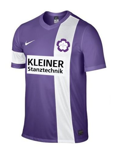 پیراهن اول FC Nöttingen ۱۳-۱۴