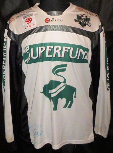 پیراهن اول FC Superfund ۰۵-۰۶