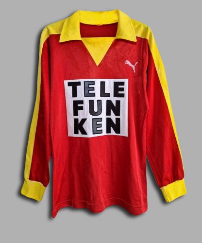 Galatasaray 1980-81 Home Kit