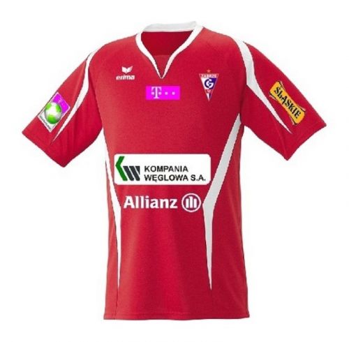 پیراهن دوم Górnik Zabrze ۱۱-۱۲