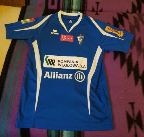 پیراهن سوم Górnik Zabrze ۱۱-۱۲
