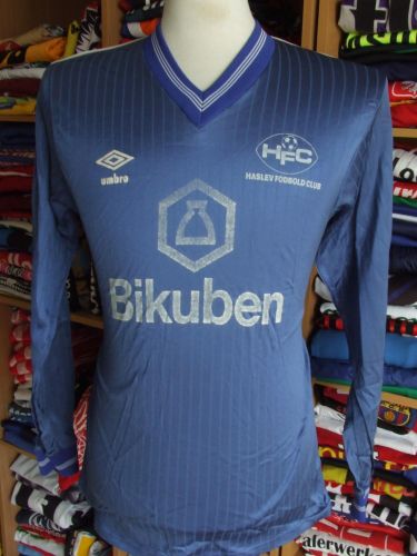 پیراهن اول Haslev FC ۱۹۸۵