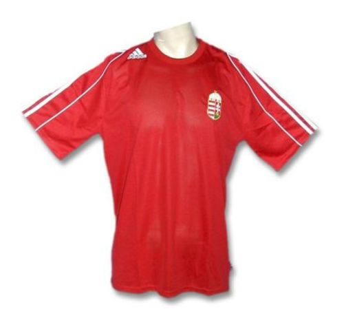 پیراهن اول Hungary ۲۰۰۷
